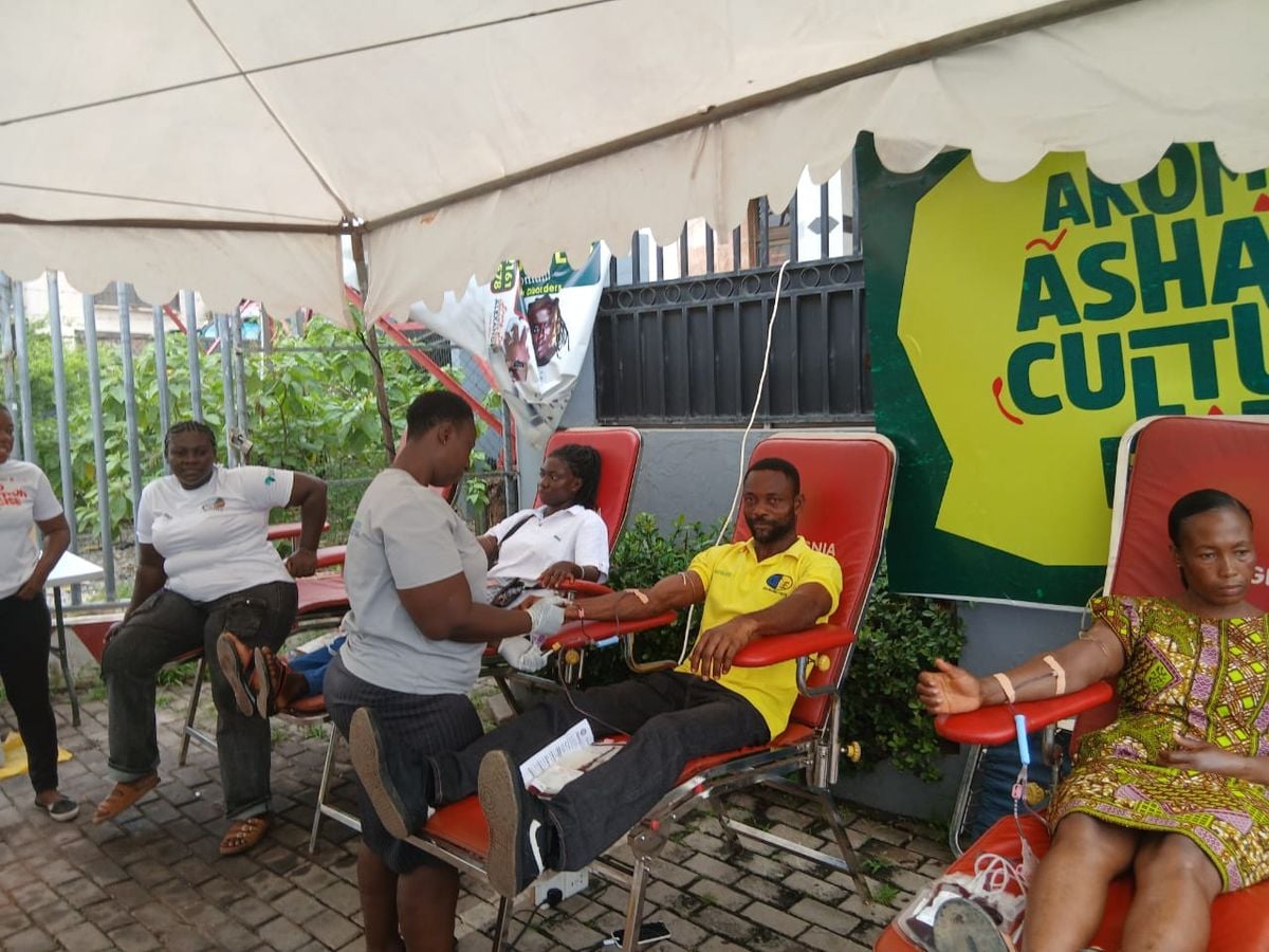 Akoma FM, Komfo Anokye Teaching Hospital Blood Bank hold blood donation exercise in Kumasi